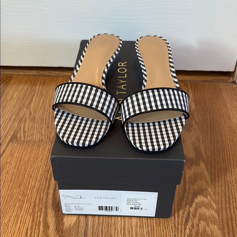 Ann Taylor Black Gingham Shoes